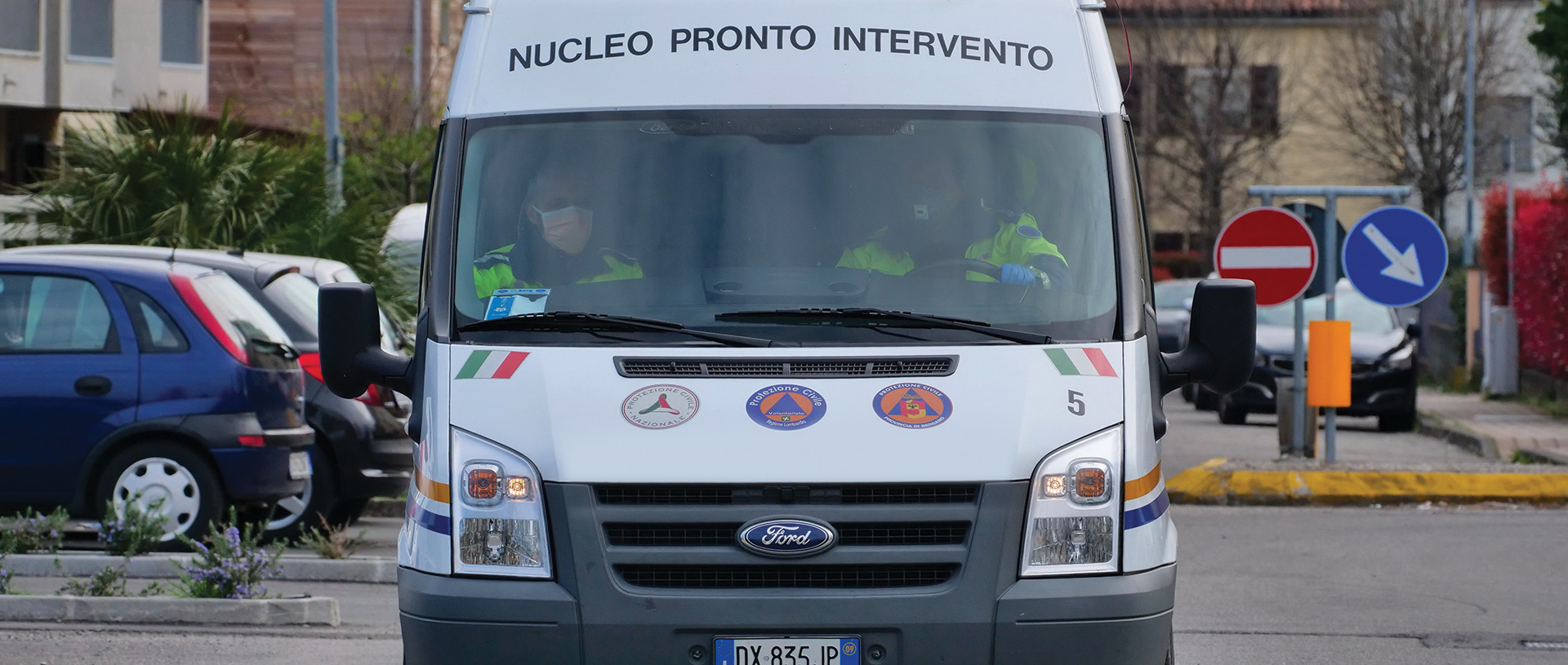 furgoncino della Protezione Civile